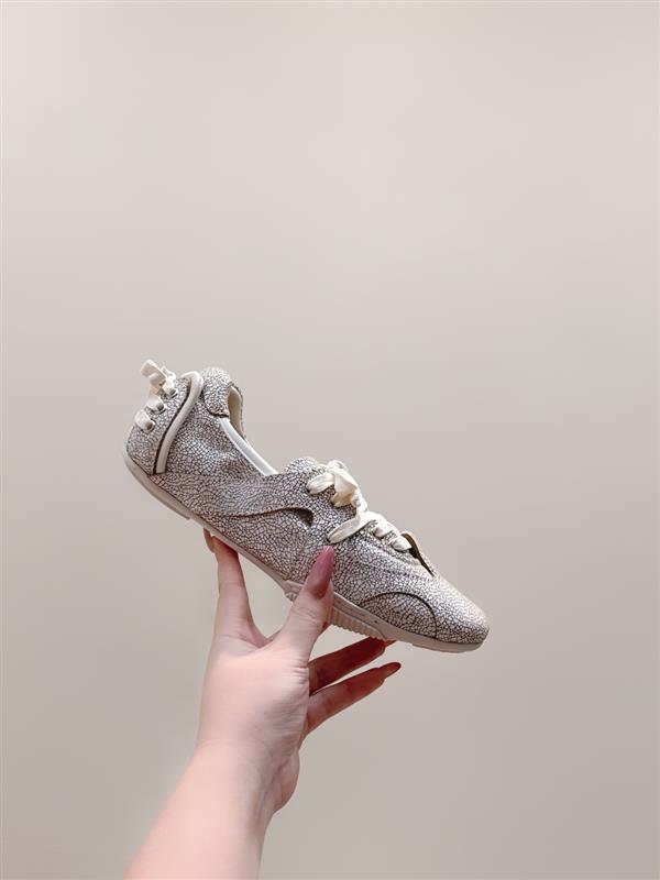 20251127165610463 310